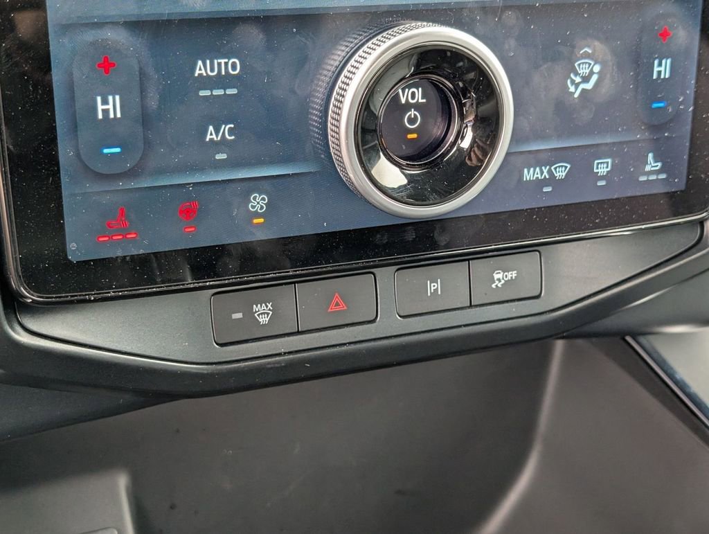 New 2025 Ford F150 Lightning Flash image 34