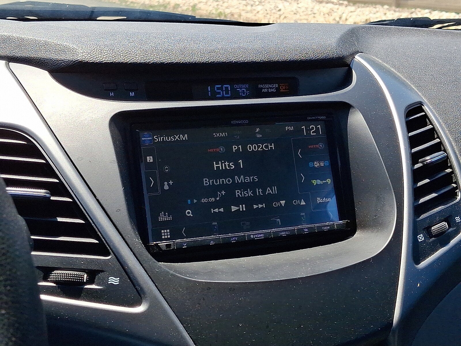 Used 2016 Hyundai Elantra SE FWD image 18