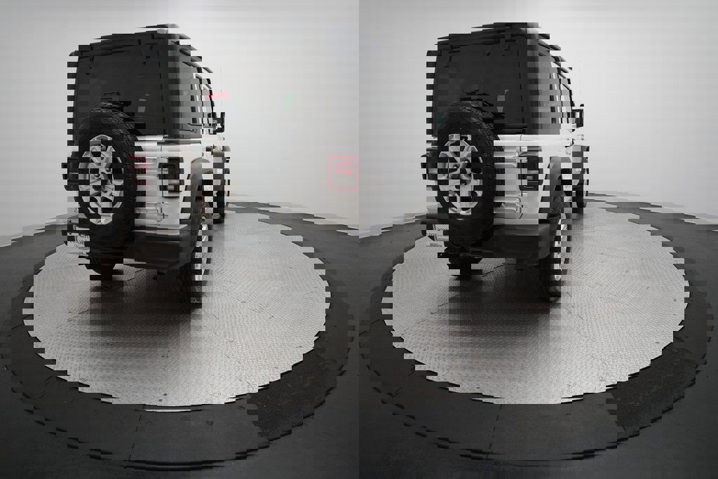 Used 2022 Jeep Wrangler Unlimited Sport image 34