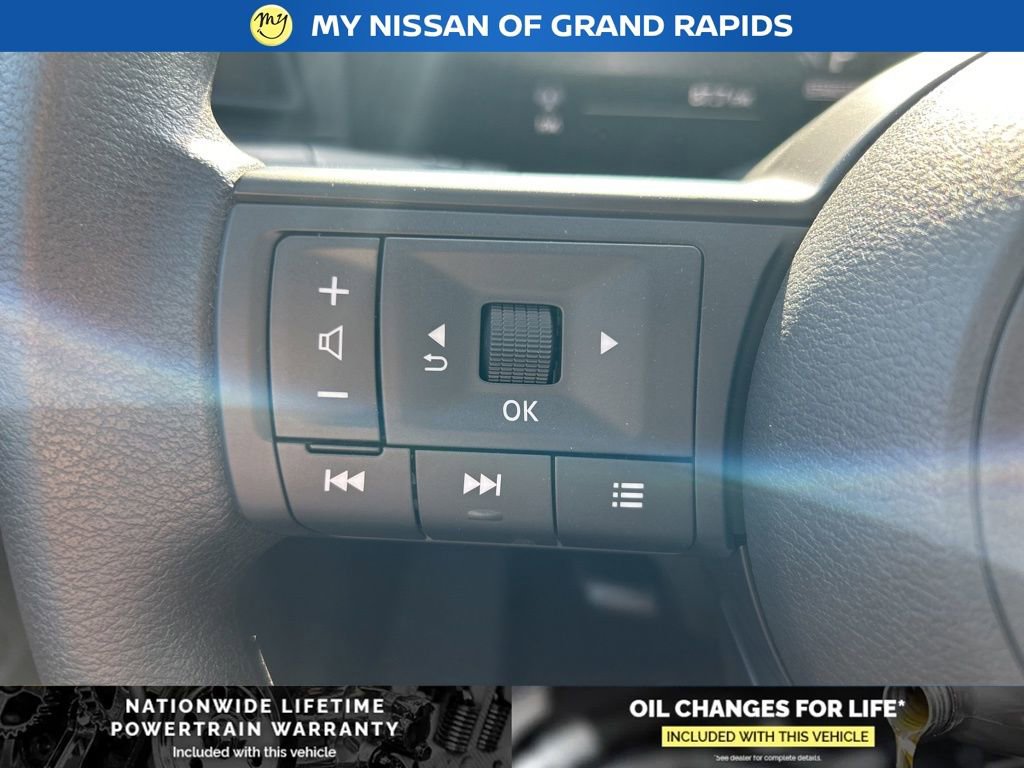 New 2026 Nissan Kicks SV w/ Charging Package image 13