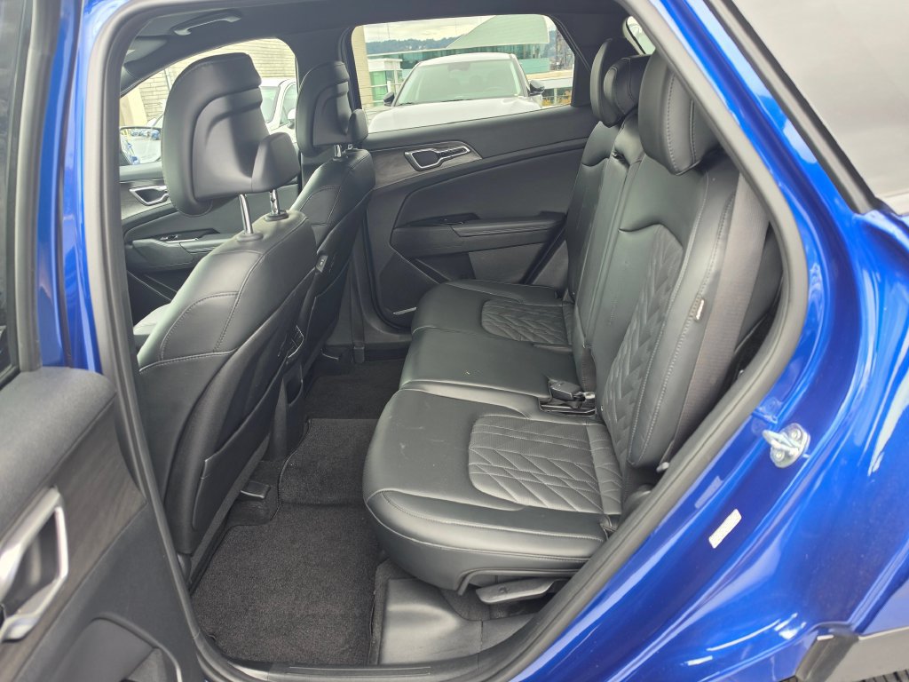 Certified 2024 Kia Sportage X-Line AWD/4WD image 16