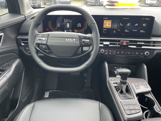 Certified 2026 Kia Sportage EX FWD image 2