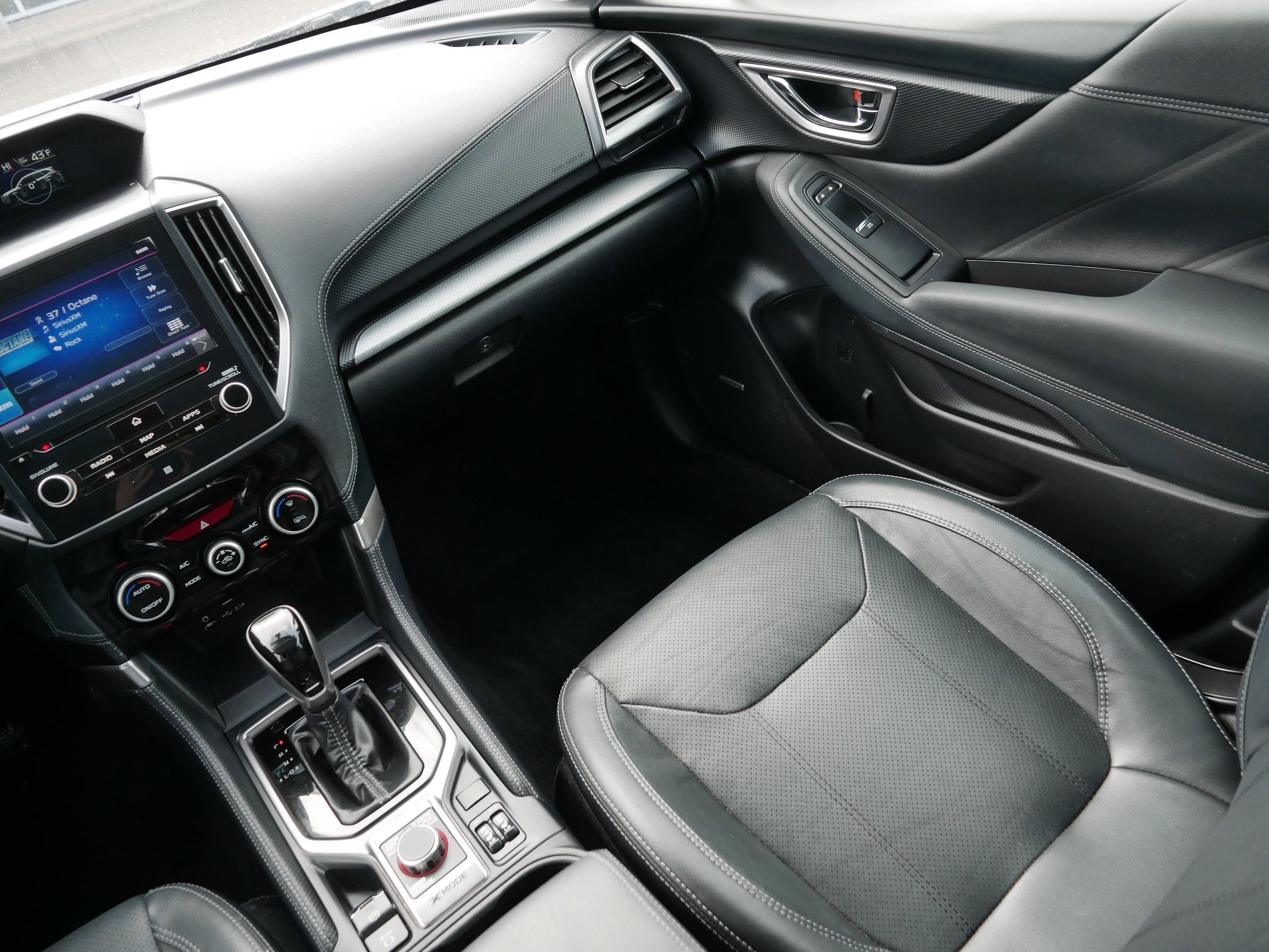 Used 2019 Subaru Forester Limited image 11