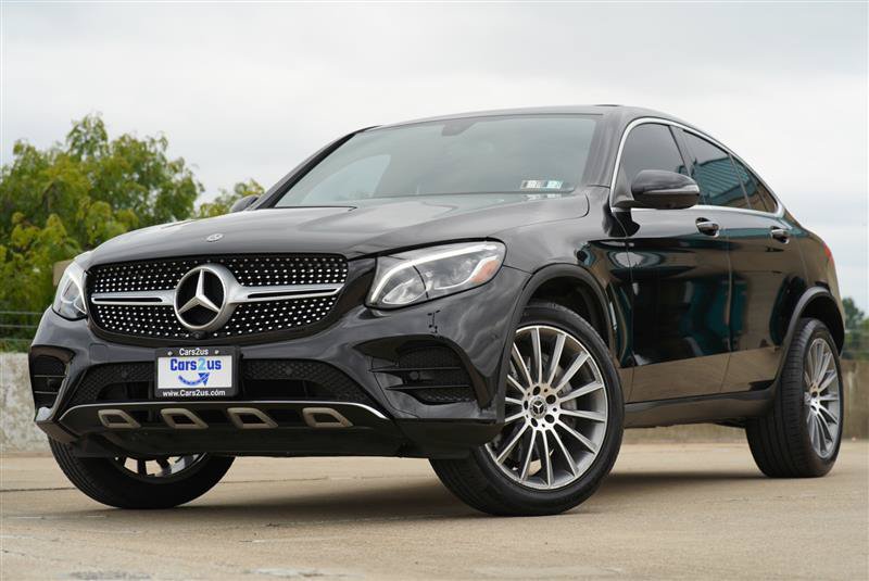 Used 2019 Mercedes-Benz GLC 300 4MATIC Coupe image 2
