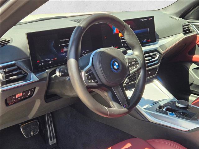 Used 2024 BMW i4 eDrive40 w/ M Sport Package image 9