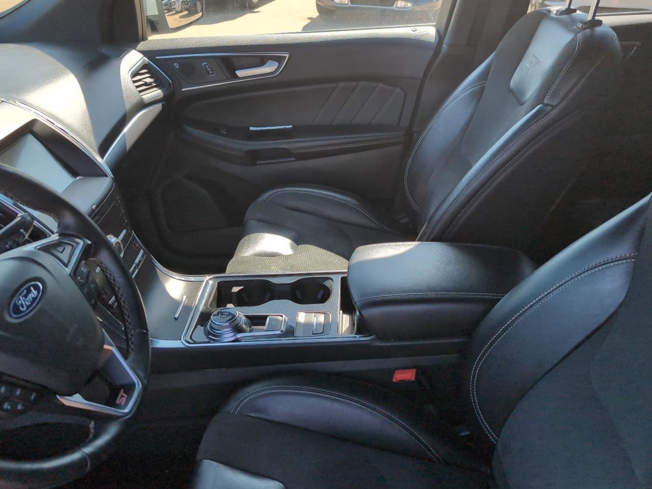 Used 2020 Ford Edge ST w/ Cold Weather Package AWD/4WD image 13