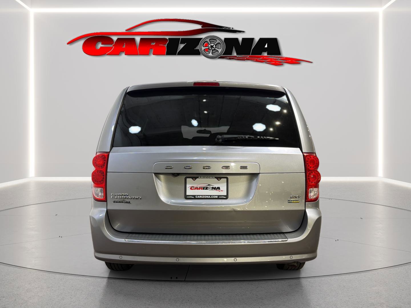 Used 2016 Dodge Grand Caravan SXT w/ Rear Park Assist Package image 9