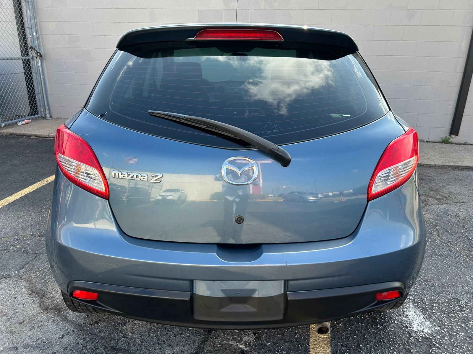 Used 2014 MAZDA MAZDA2 Touring FWD image 8