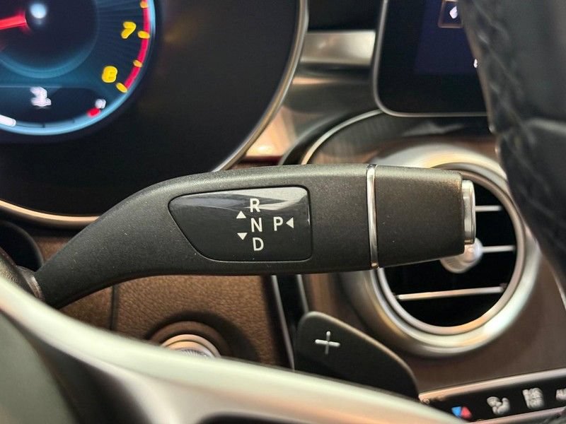 Used 2022 Mercedes-Benz GLC 300 4MATIC image 16