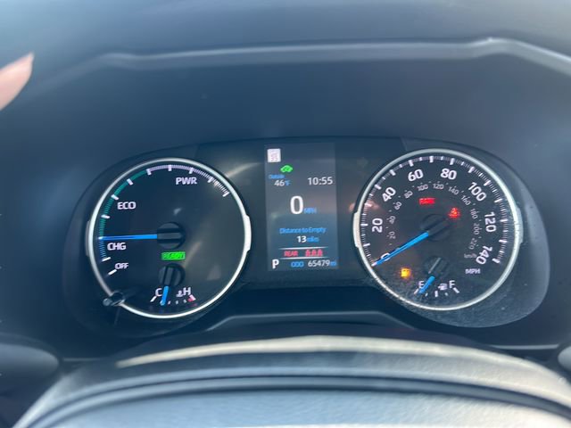 Used 2022 Toyota RAV4 LE image 9