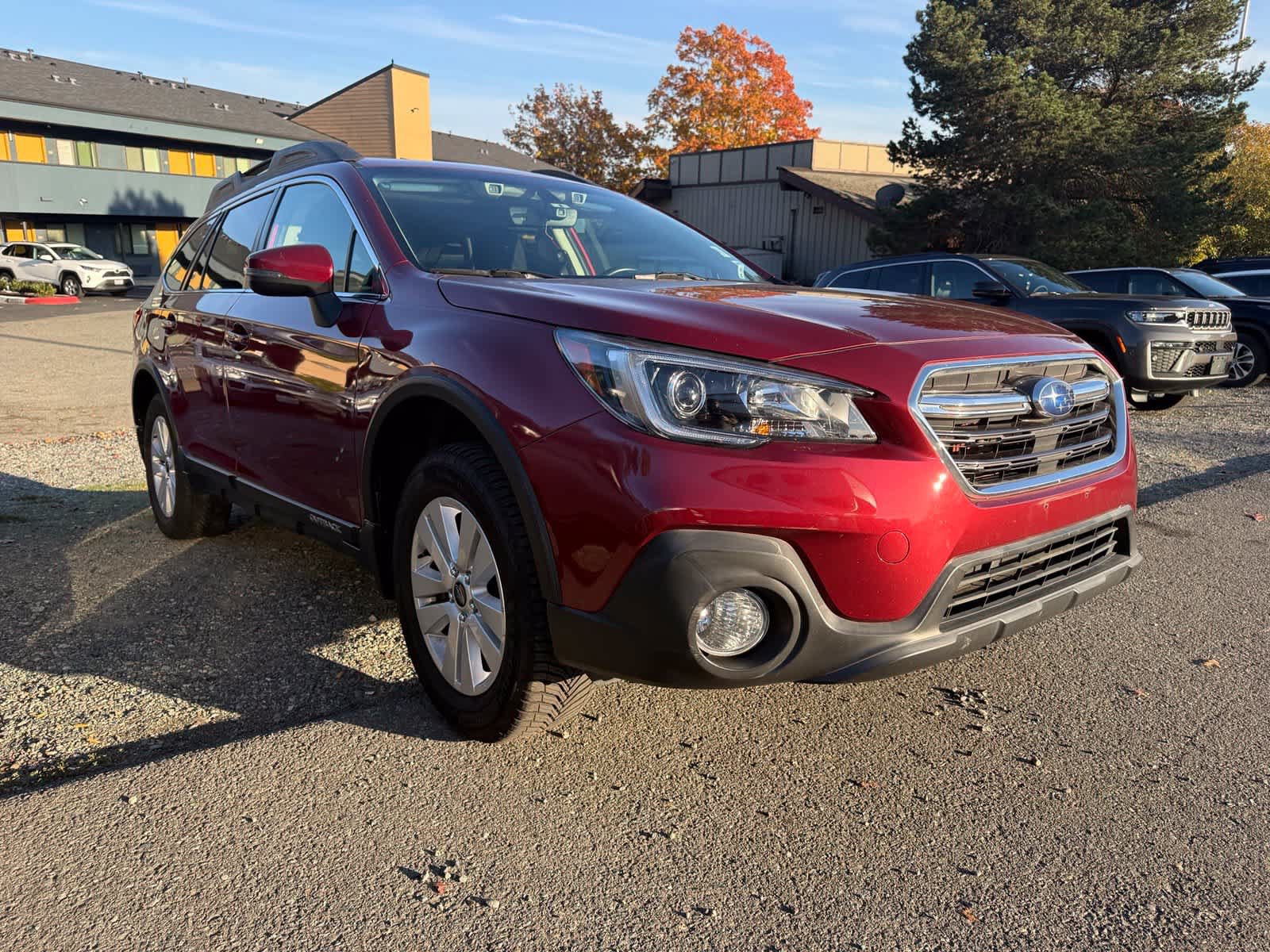 Used 2018 Subaru Outback 2.5i Premium AWD/4WD image 4