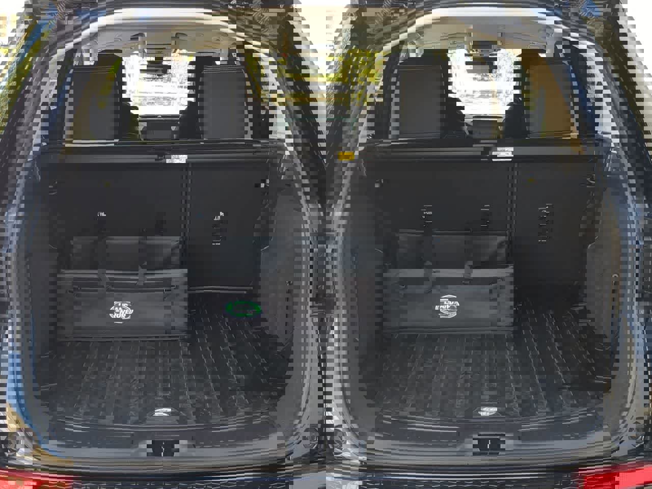 Used 2025 Land Rover Discovery Sport S AWD/4WD image 37