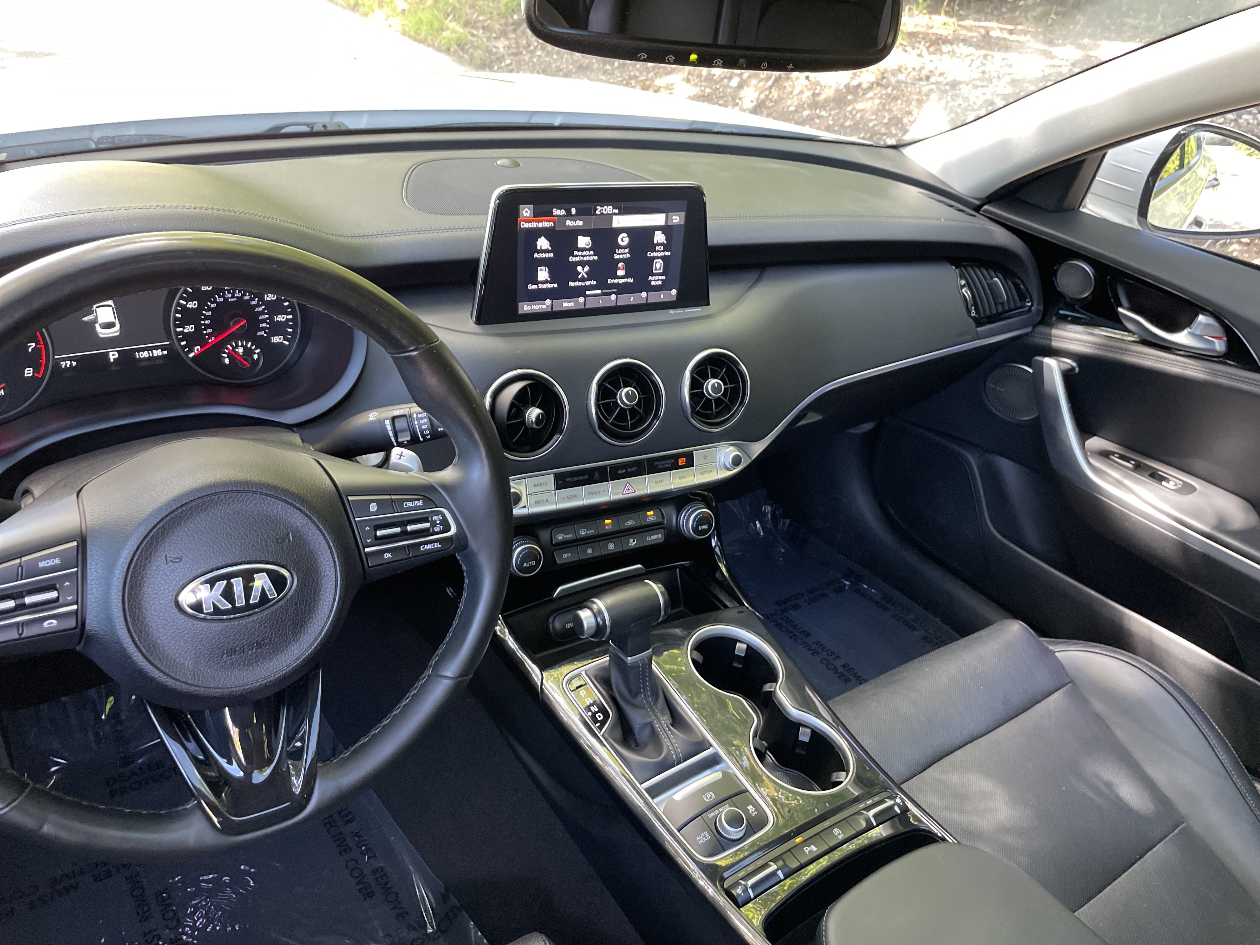 Used 2018 Kia Stinger Premium RWD image 29