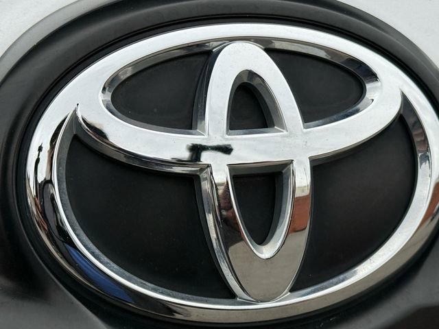 Certified 2023 Toyota 4Runner TRD Off-Road image 9