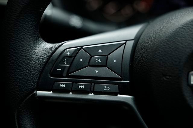 Used 2025 Nissan Altima 2.5 SV image 33