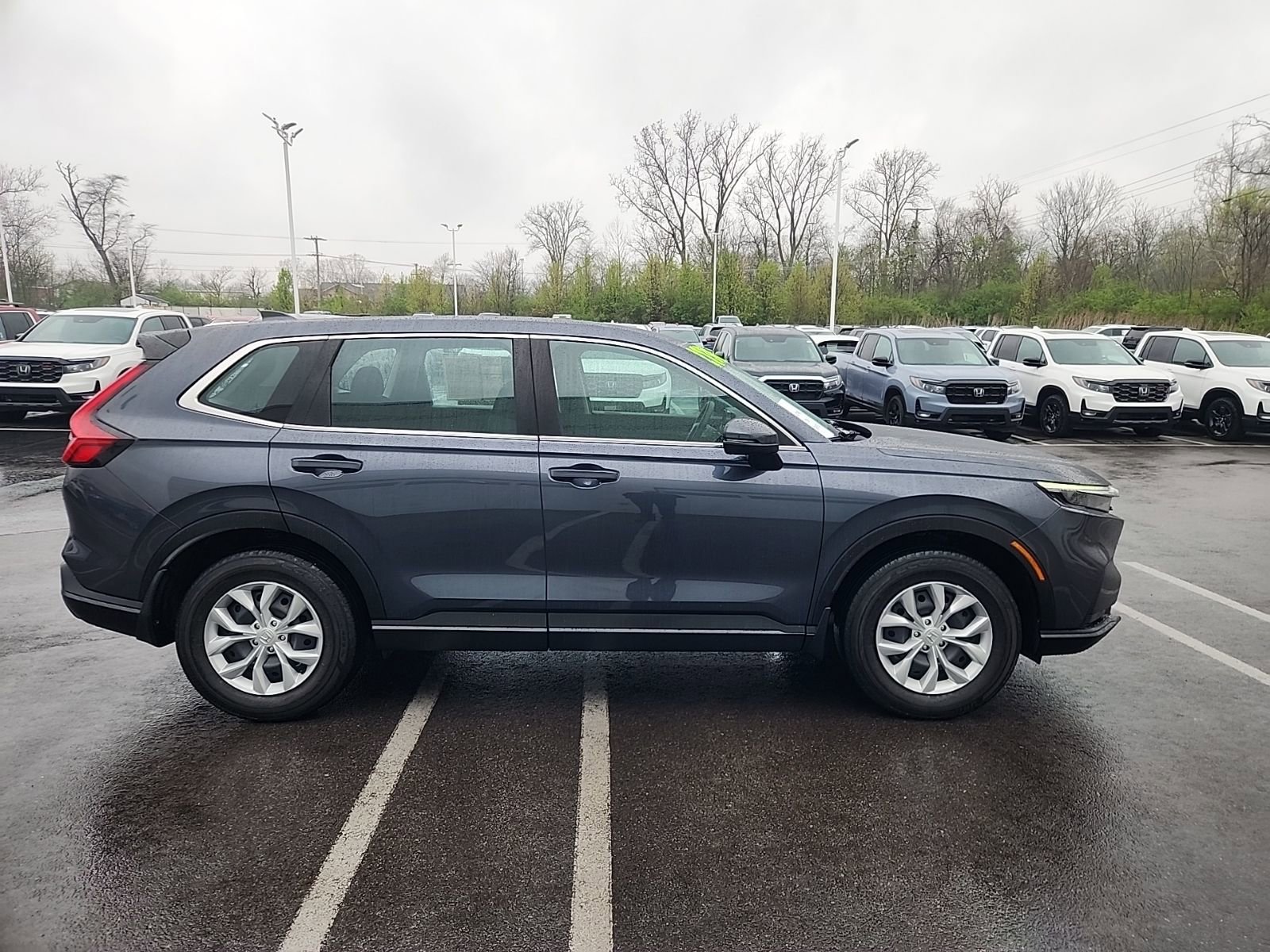 Used 2024 Honda CR-V LX image 7