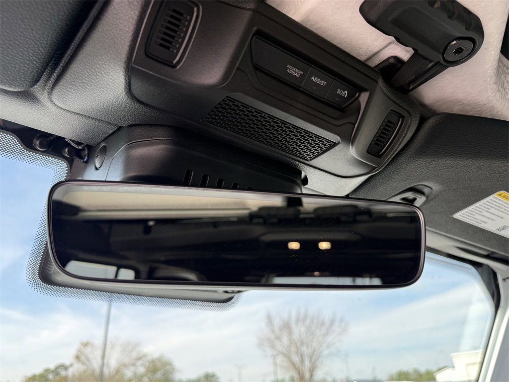 Used 2025 Jeep Wrangler Unlimited Rubicon image 22