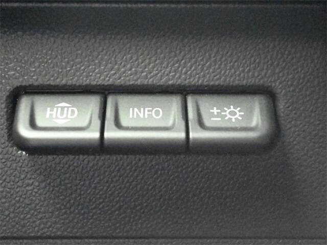 Used 2021 Buick Envision Essence w/ Technology Package I image 33