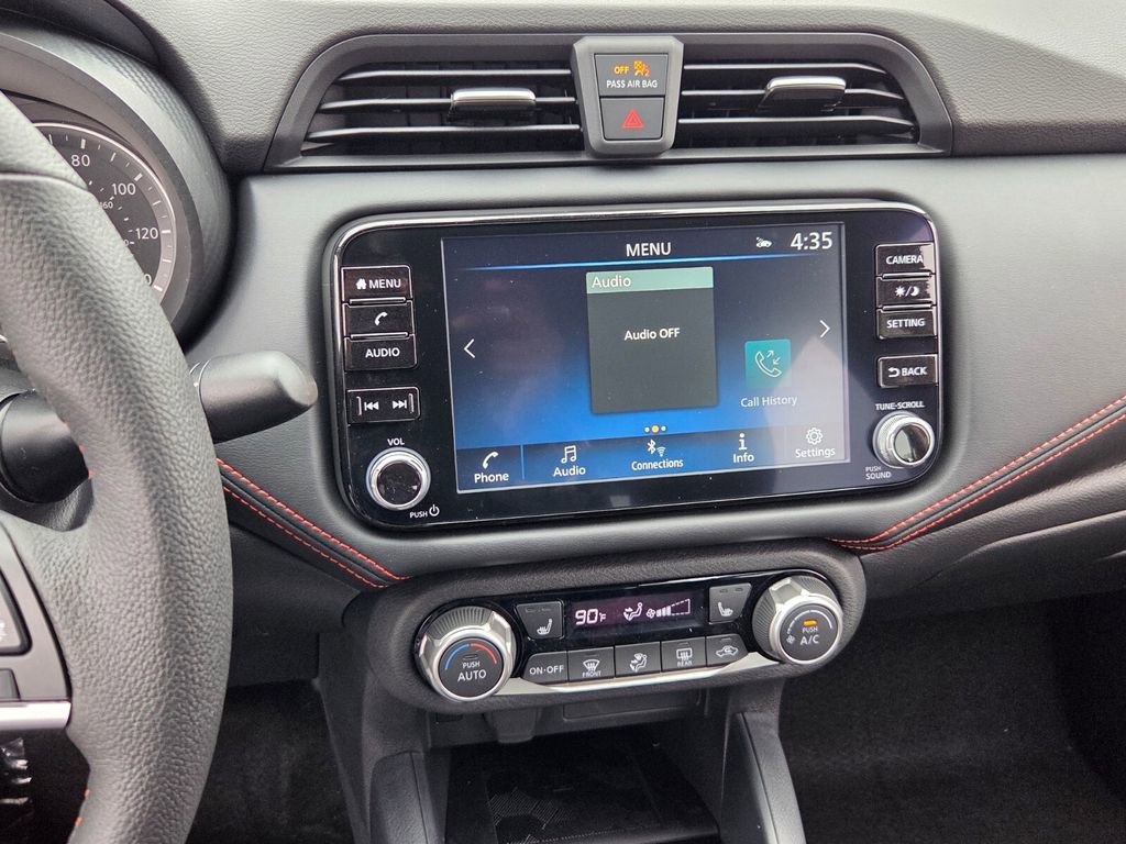 New 2025 Nissan Versa SR w/ Trunk Package image 17