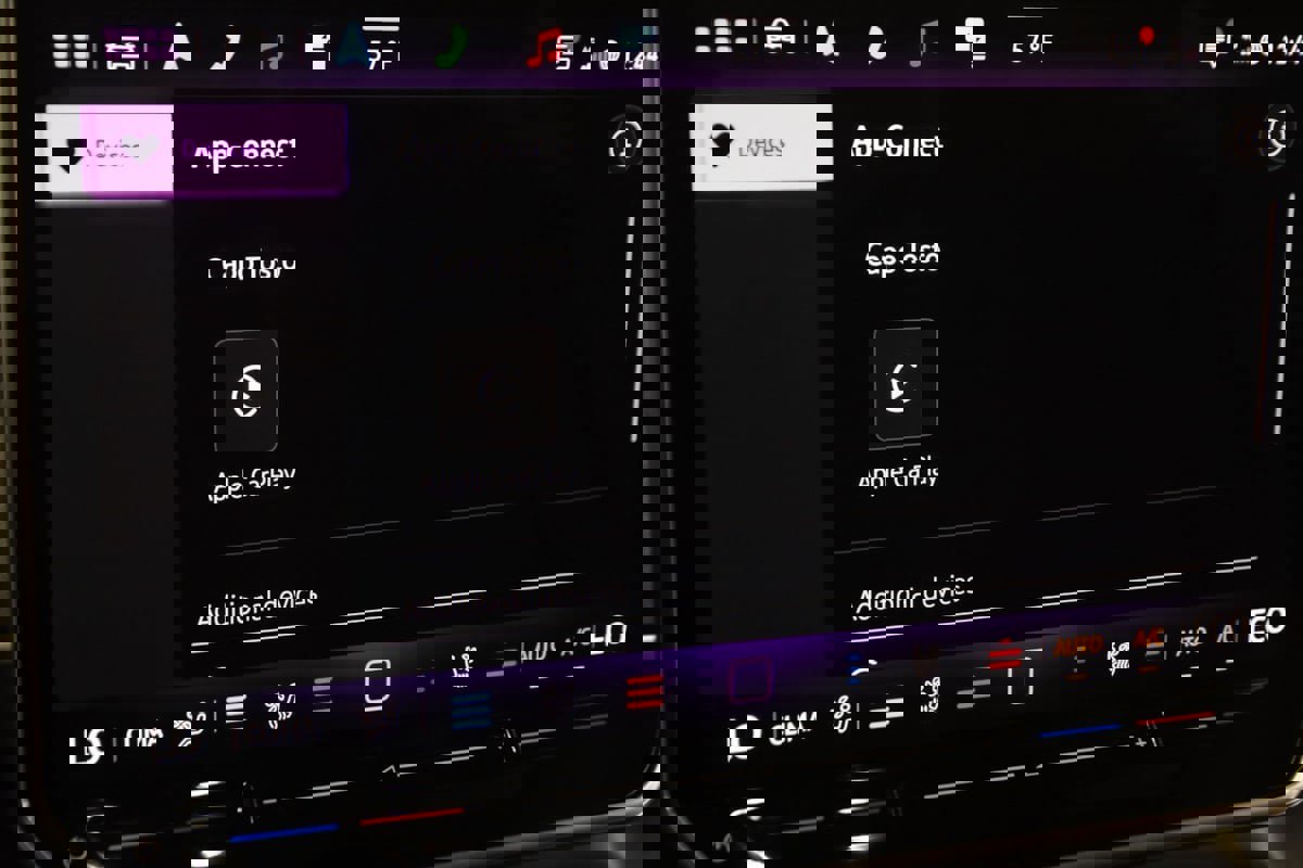 Used 2025 Volkswagen ID. Buzz Pro S image 38