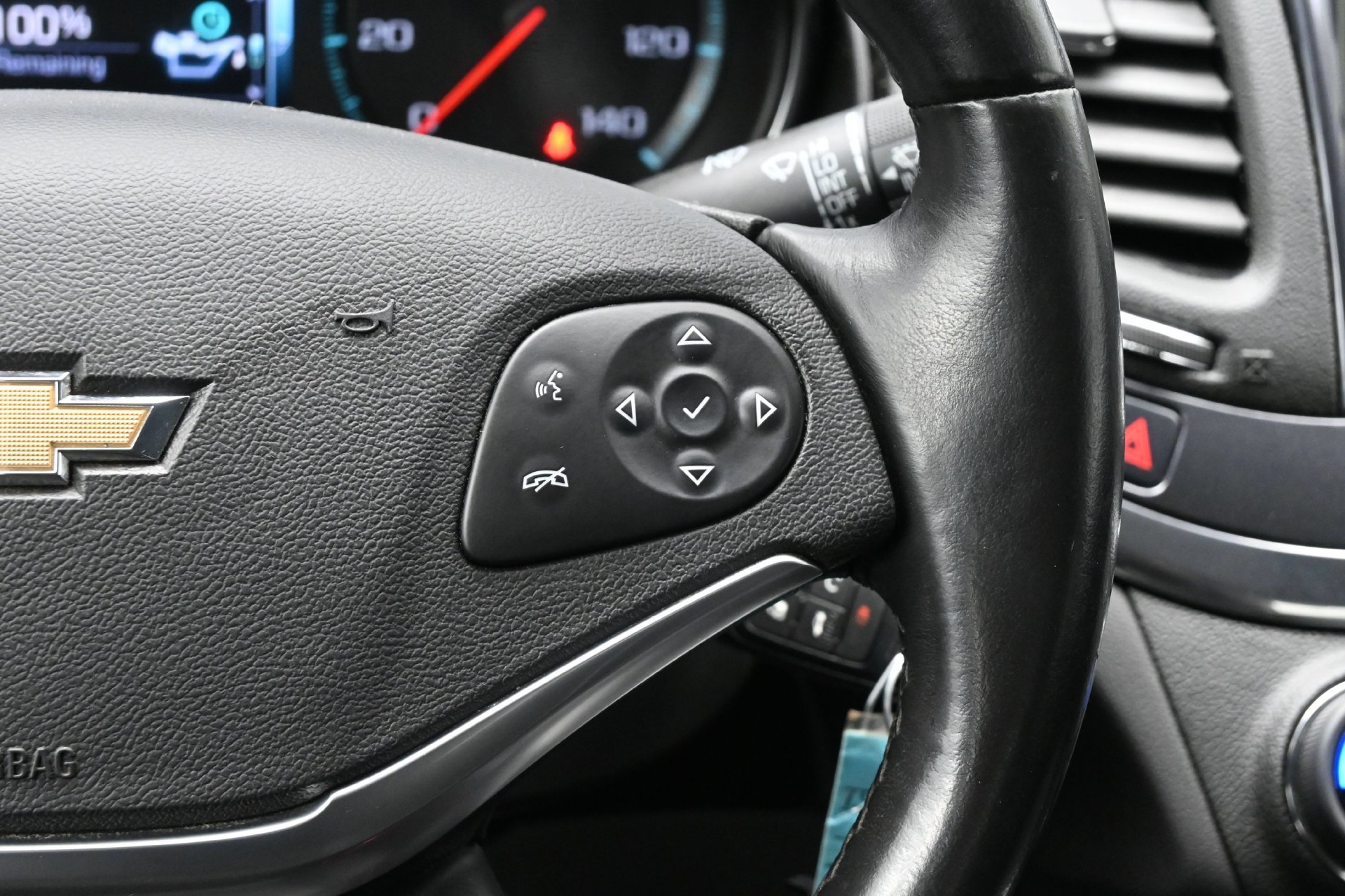 Used 2017 Chevrolet Impala LT FWD image 36