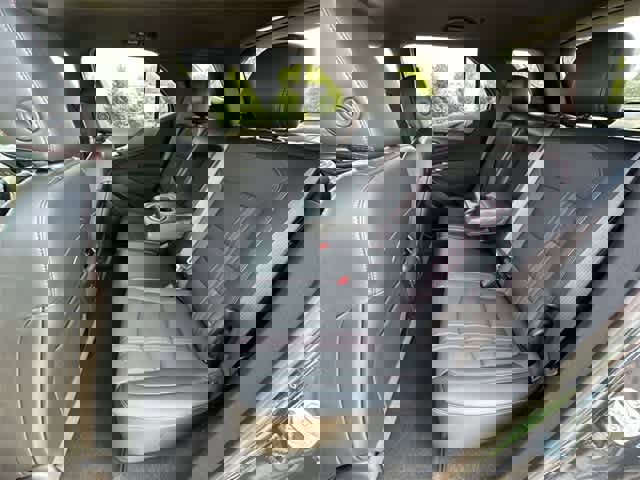 Used 2022 Chevrolet Equinox RS w/ Infotainment Package image 19