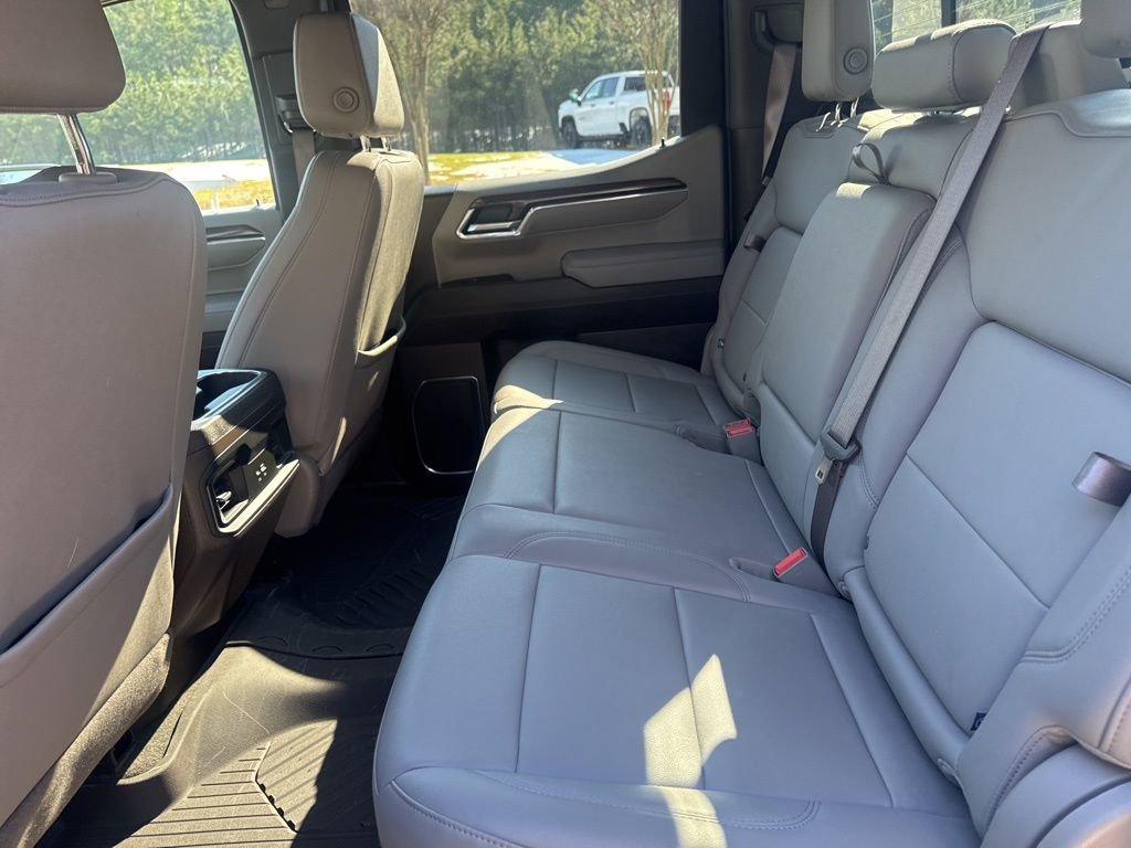 Used 2025 Chevrolet Silverado 1500 RST w/ Z71 Off-Road Package image 13