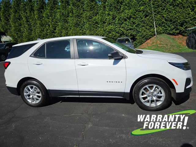 Used 2023 Chevrolet Equinox LS w/ LPO, Floor Liner Package AWD/4WD image 8