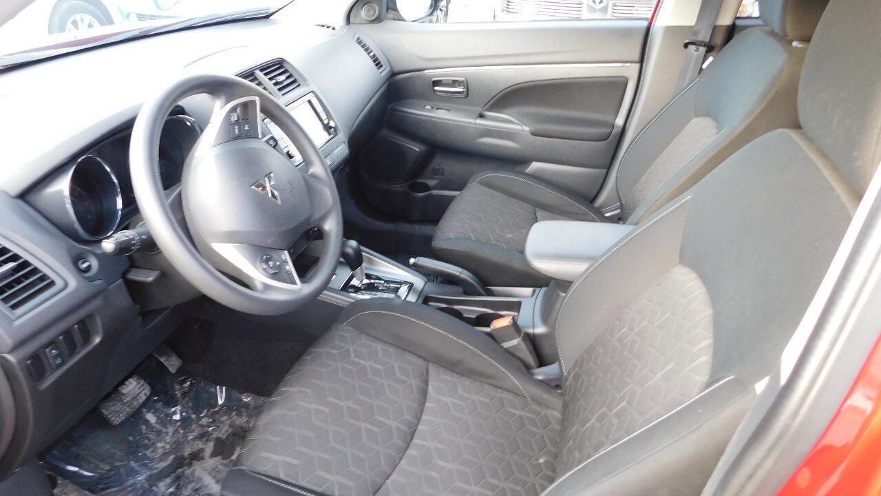 Used 2024 Mitsubishi Outlander Sport AWD image 12