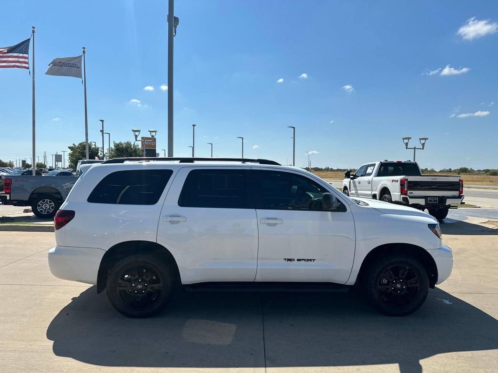 Used 2019 Toyota Sequoia TRD Sport AWD/4WD image 7