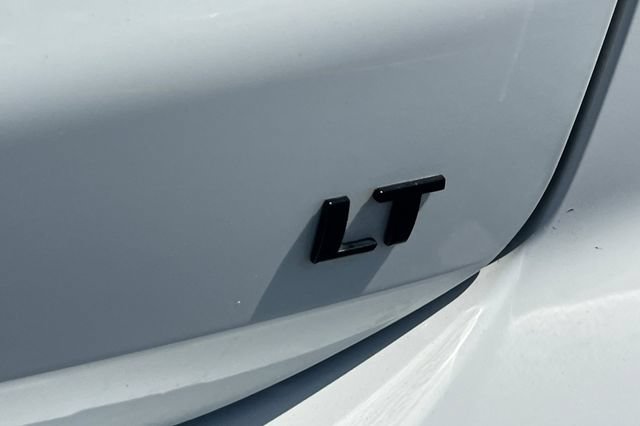 Used 2024 Chevrolet Equinox LT FWD image 38