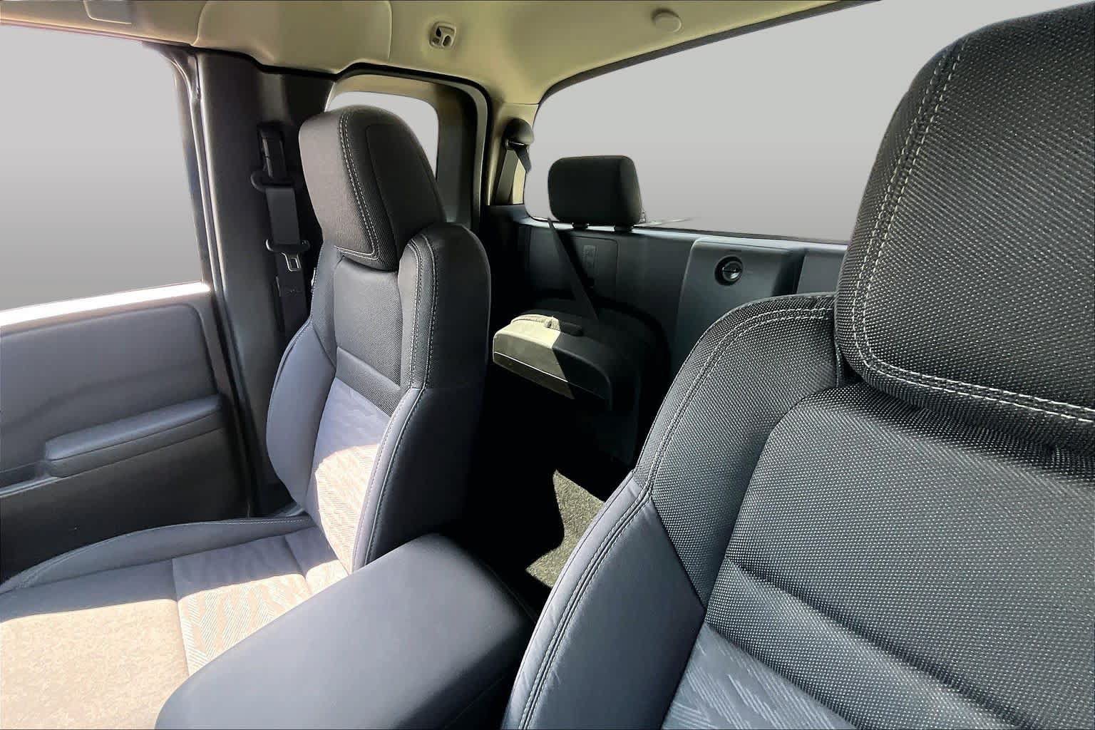Certified 2024 Nissan Frontier SV w/ Technology Package RWD image 18