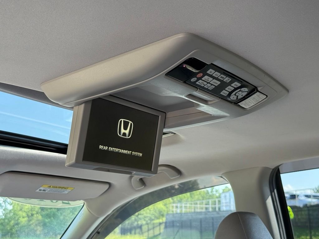 Used 2016 Honda Pilot Touring image 24