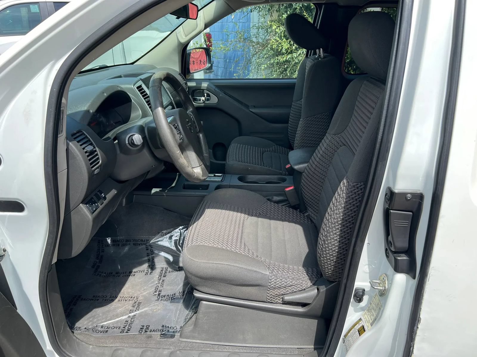Used 2019 Nissan Frontier SV RWD image 7