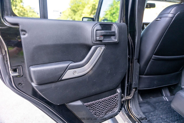 Used 2017 Jeep Wrangler Unlimited Rubicon w/ Connectivity Group AWD/4WD image 45