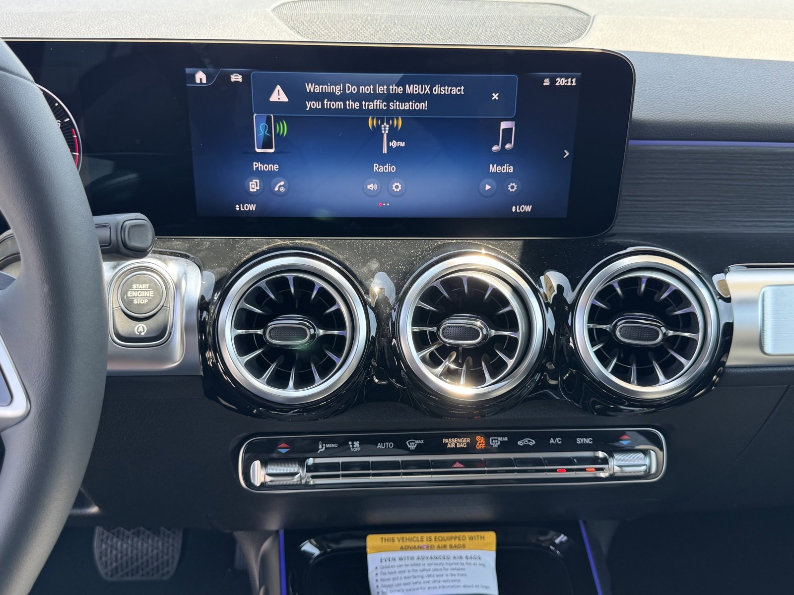 New 2026 Mercedes-Benz GLB 250 image 27