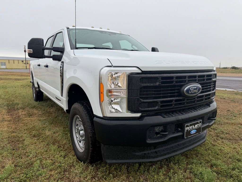 Used 2023 Ford F250 XL w/ XL Driver Assist Package AWD/4WD image 1