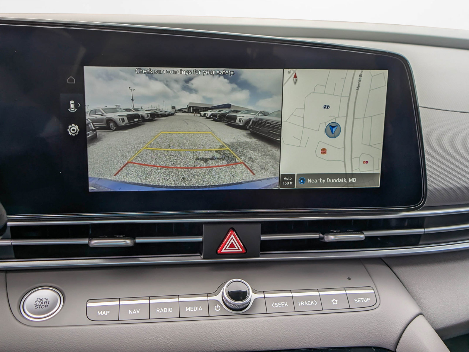 Used 2025 Hyundai Elantra SEL FWD image 21