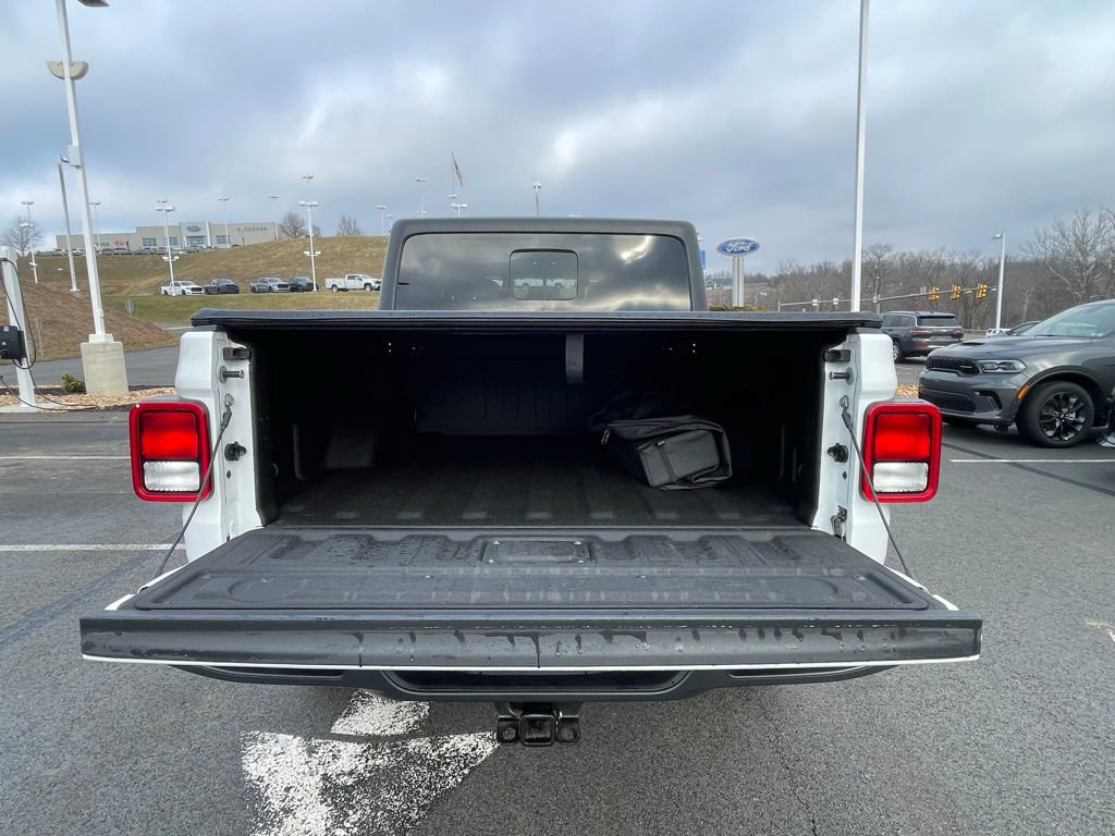 Used 2022 Jeep Gladiator Willys image 18