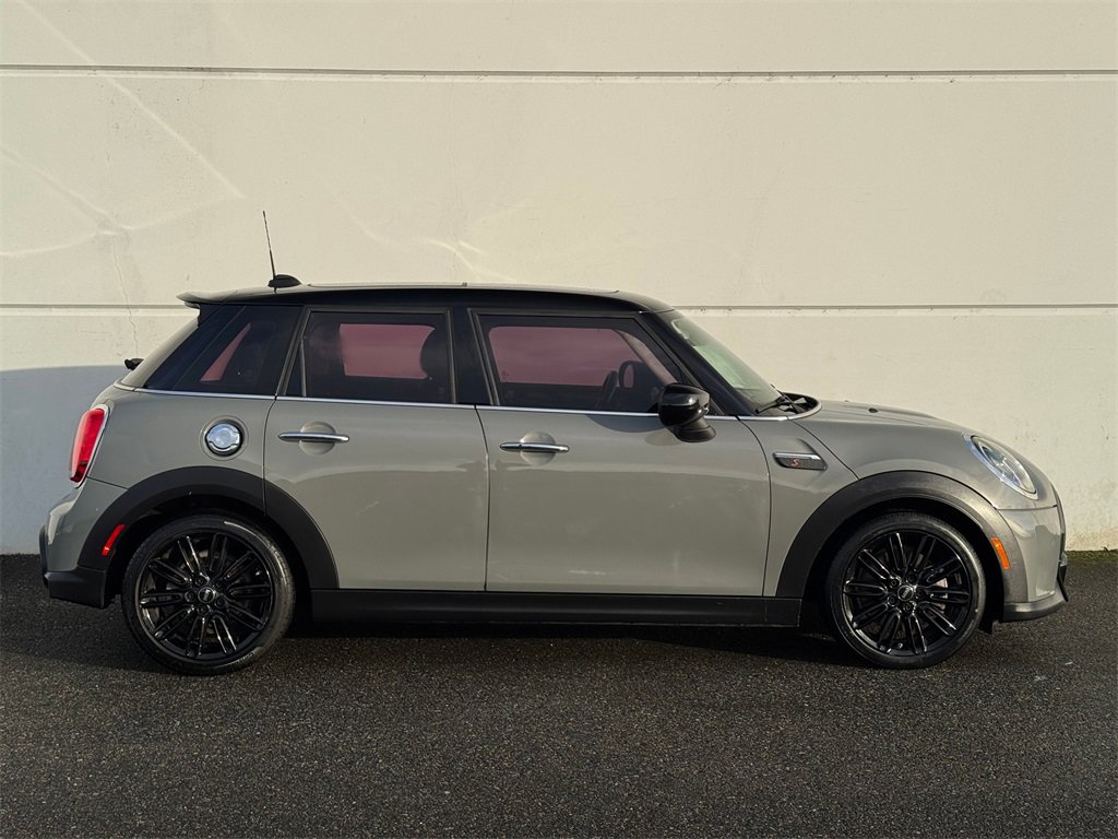 Used 2022 MINI Cooper S image 8