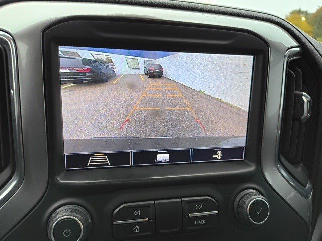 Used 2020 Chevrolet Silverado 1500 LTZ w/ LTZ Premium Package image 24