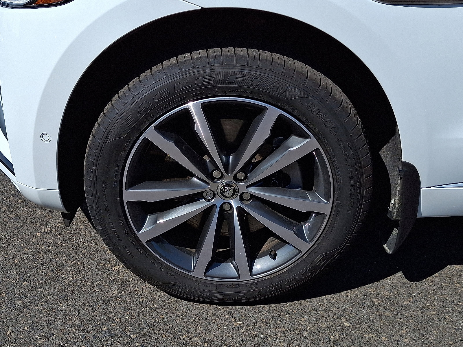 Used 2026 Jaguar F-PACE R-Dynamic S image 9