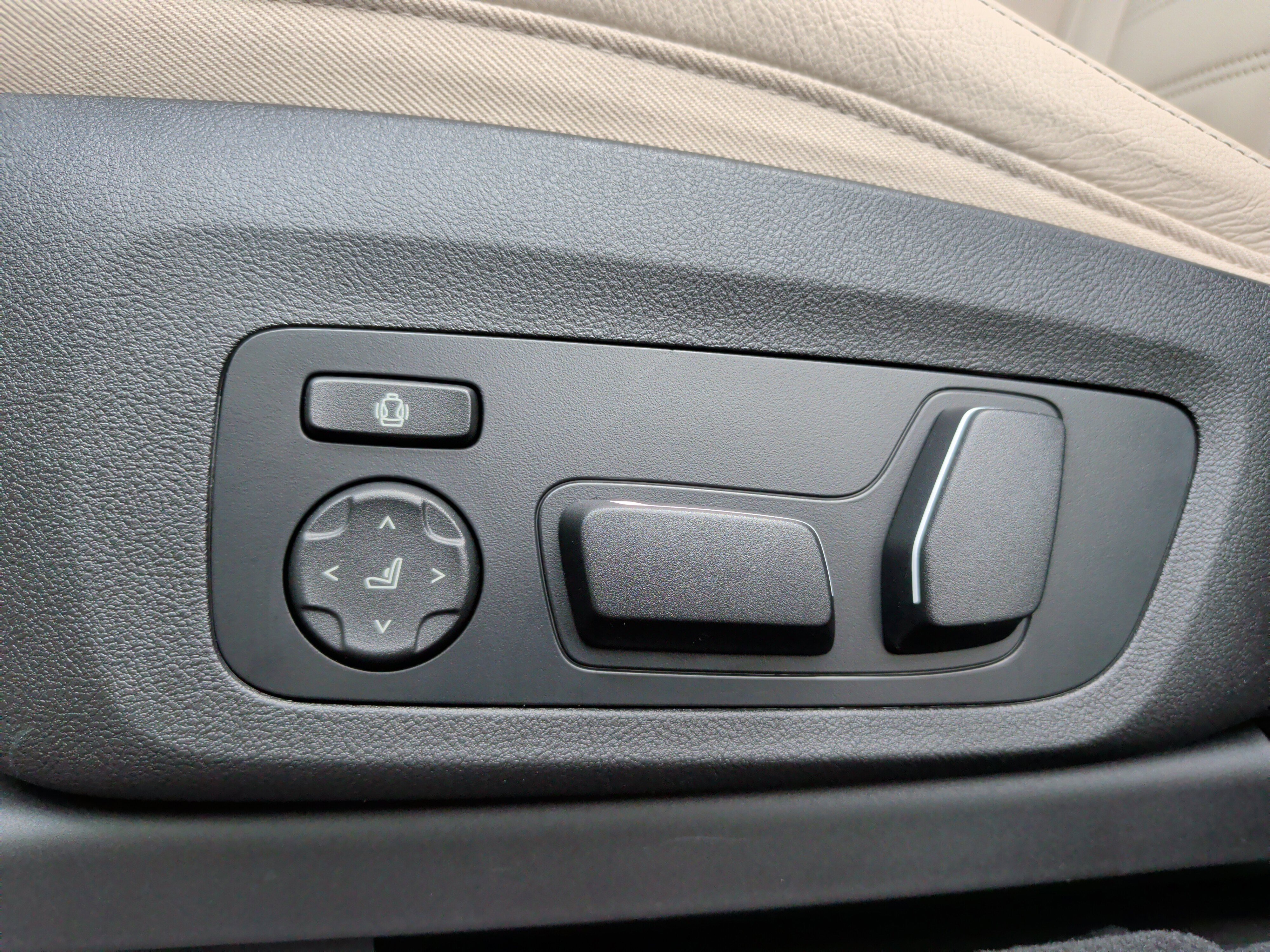 Certified 2024 BMW X3 M40i w/ Premium Package AWD/4WD image 25