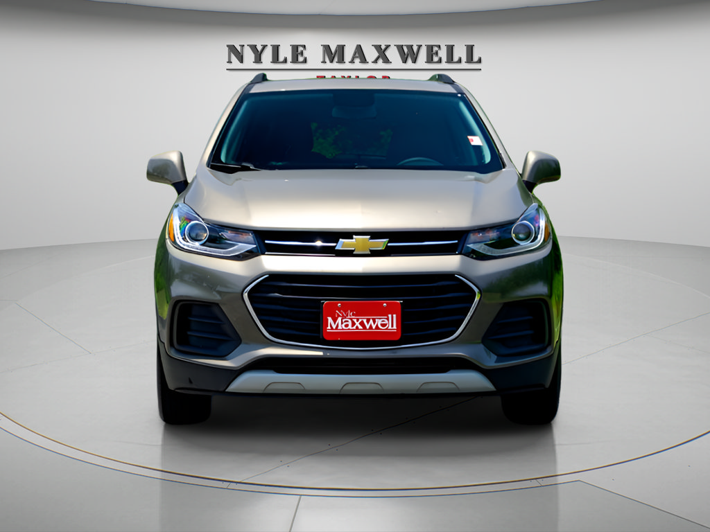 Used 2022 Chevrolet Trax LT w/ LT Convenience Package AWD/4WD image 4