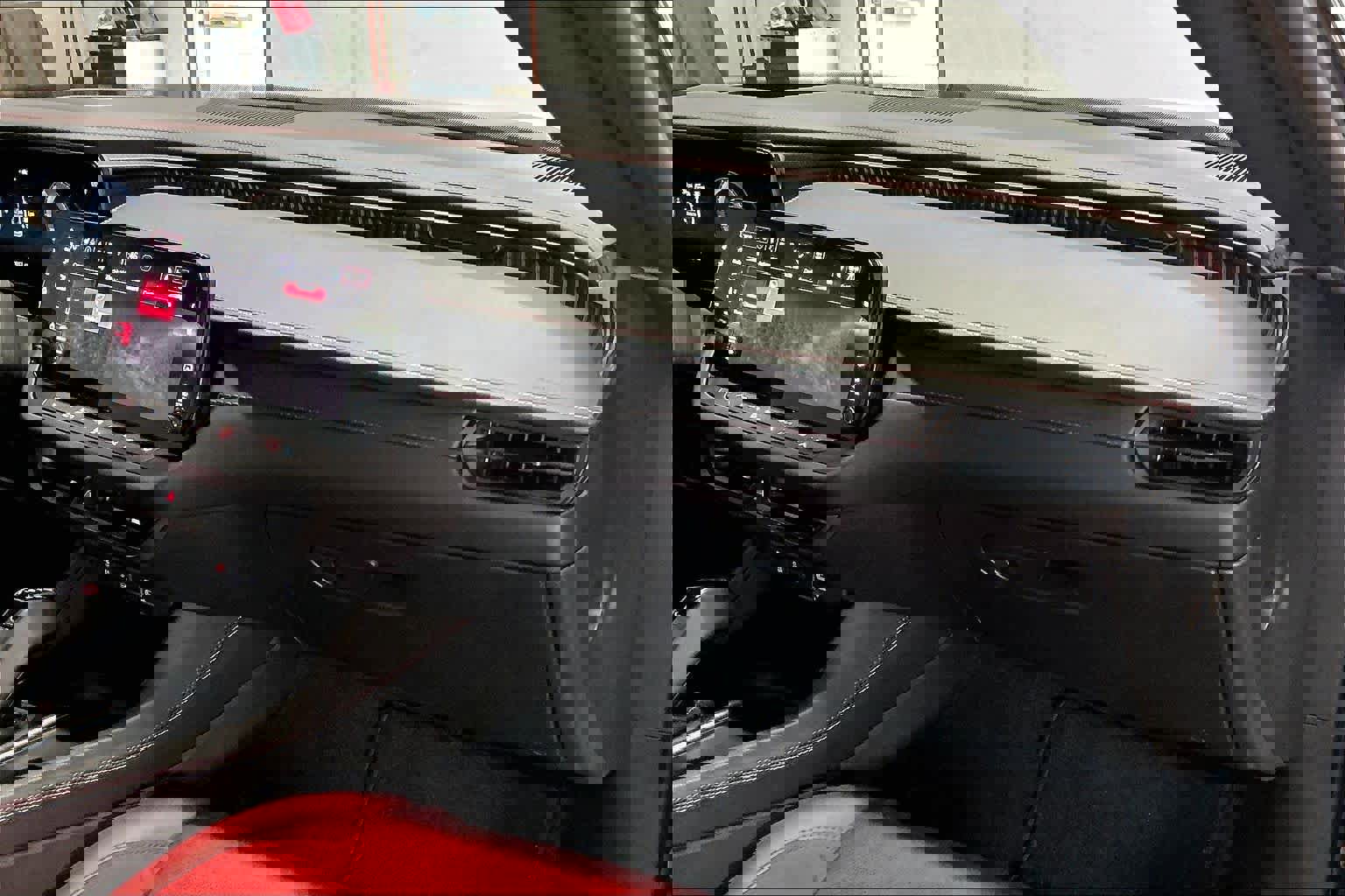 Used 2025 Dodge Charger Scat Pack w/ Track Pack image 18