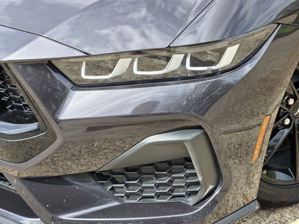 Used 2024 Ford Mustang GT RWD image 7