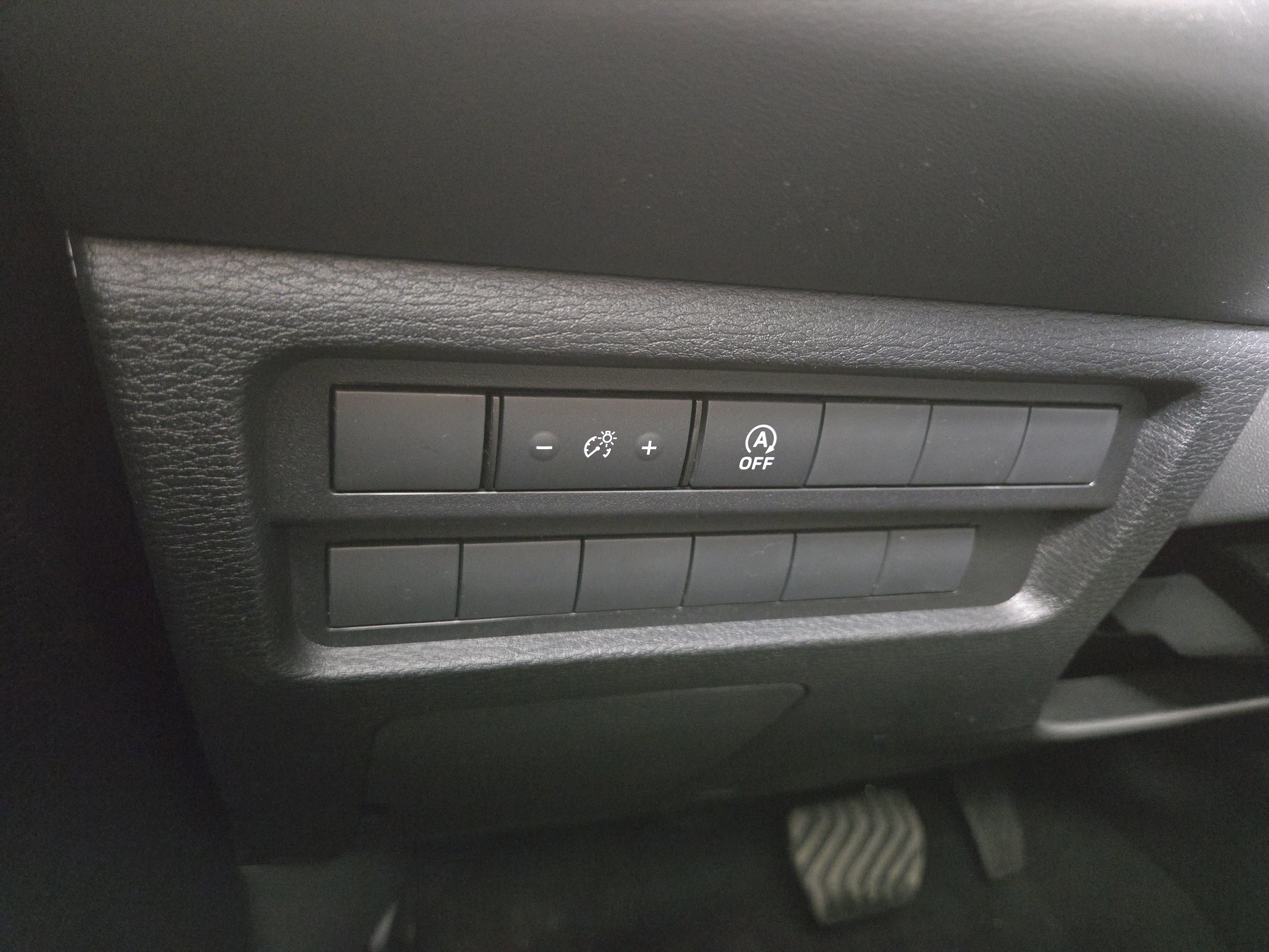 New 2026 Mitsubishi Outlander ES image 25