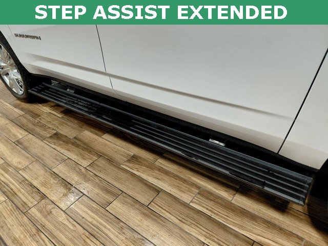 Certified 2023 Chevrolet Suburban High Country w/ Premium Package 2 image 20