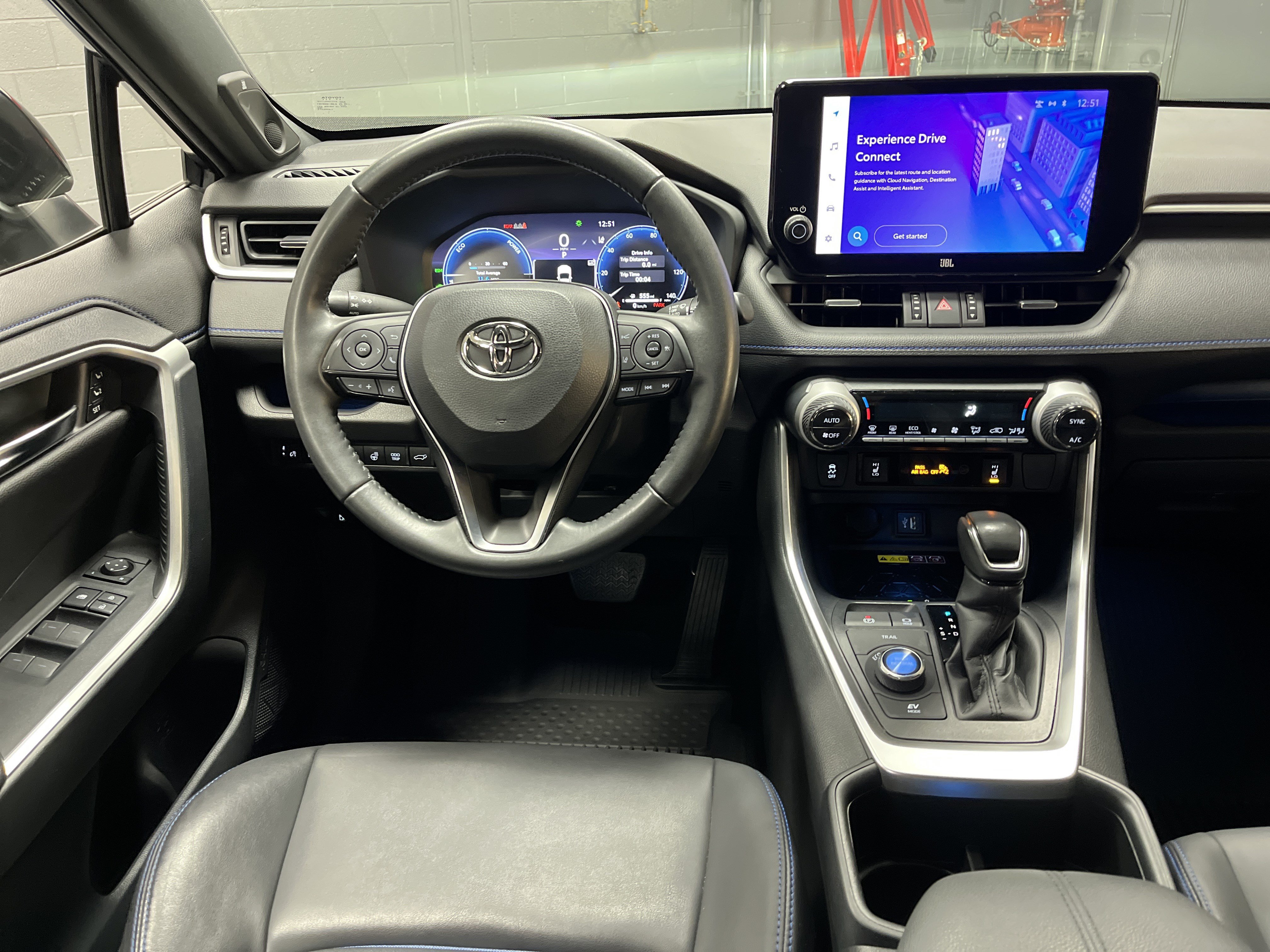 Used 2023 Toyota RAV4 XSE AWD/4WD image 29