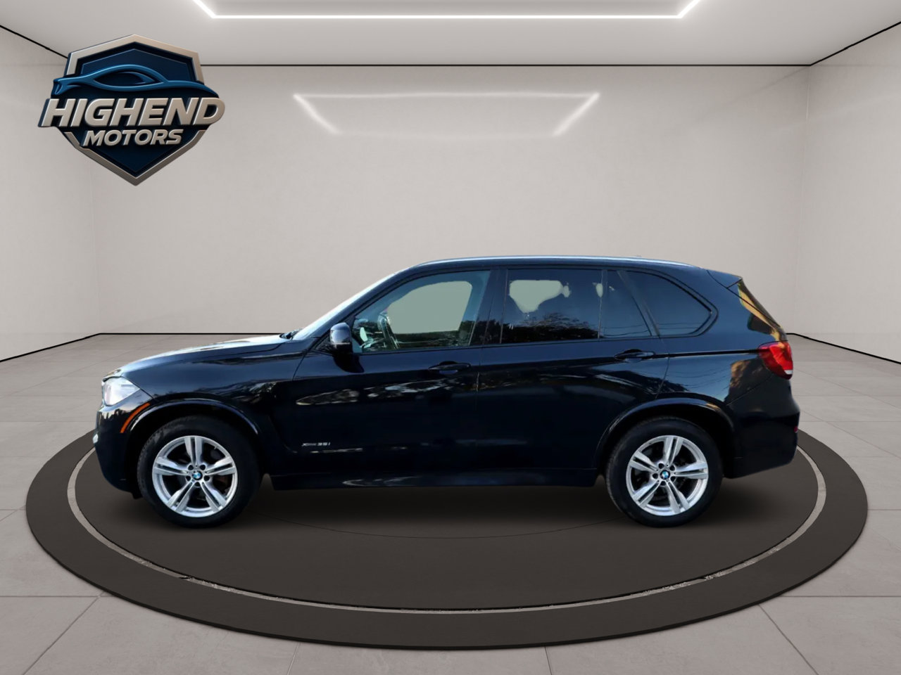 Used 2018 BMW X5 xDrive35i w/ M Sport Package AWD/4WD image 3